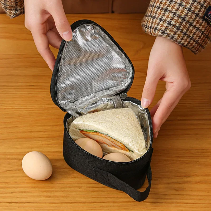Nuova Borsa Termica Triangolar - Thermoplastic Pellet recensione e prezzo